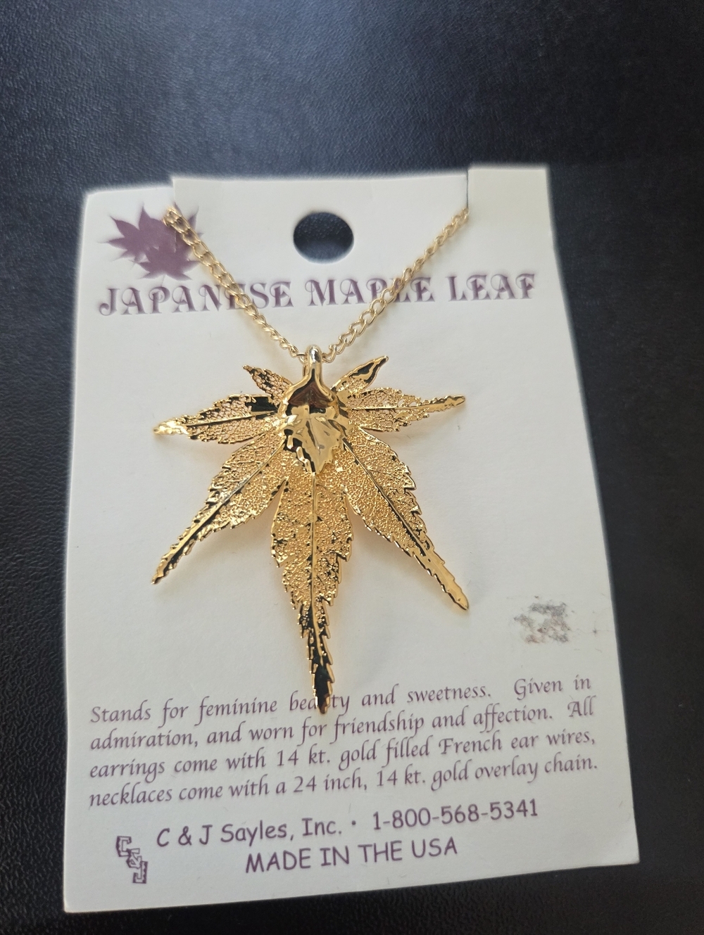 #77 Gold Filled Leaf Pendant Necklace - Picture 4 of 4